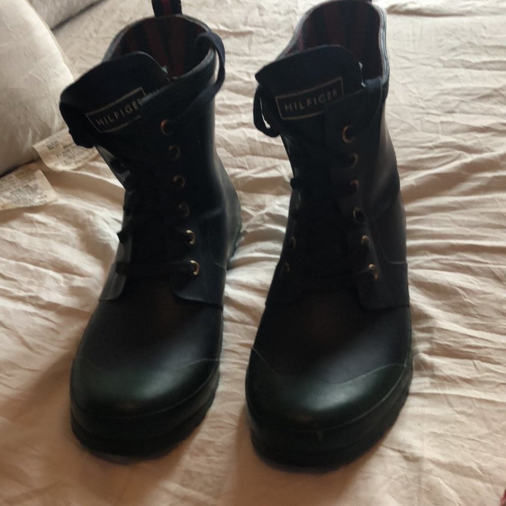 rainboots